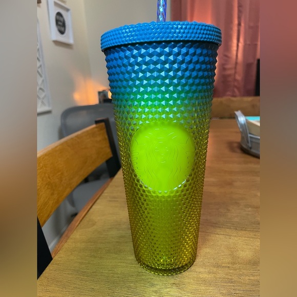✨Starbucks 24oz Studded Tumbler - Picture 1 of 10